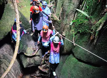 Gua Batu Maloi by RNR Adventures