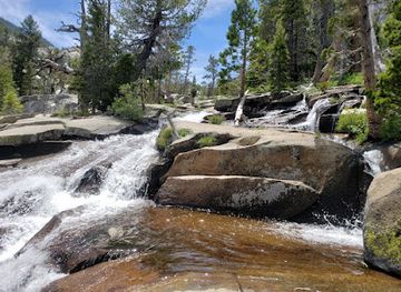nevada/lake-tahoe/attraction/cascade-falls