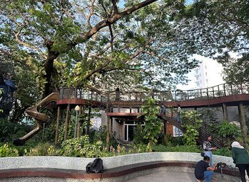 maldives/male/attraction/fountain-bridge