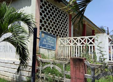 cote-d-ivoire/grand-bassam/attraction/ceramic-center