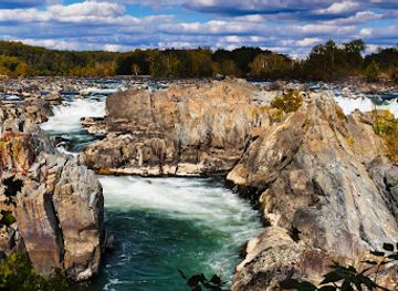 virginia/northern-virginia/attraction/great-falls-park