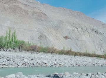 pakistan/northern-areas/attraction/bale-gond-suspension-bridge