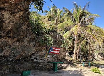 puerto-rico/west-region/attraction/playa-puerto-hermina