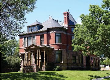 Pettigrew Home & Museum