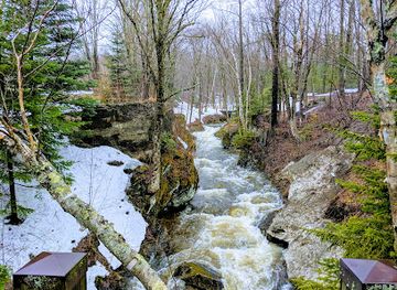 vermont/stowe/attraction/sterling-gorge-falls