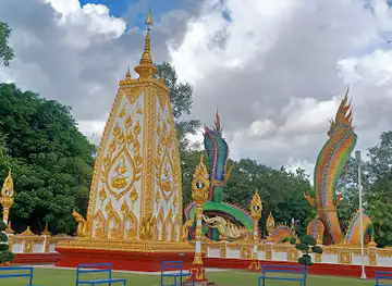 Wat Phra That Nong Bua