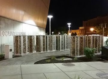 illinois/peoria/attraction/peoria-holocaust-memorial