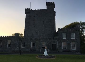 ireland/county-clare/attraction/knappogue-castle