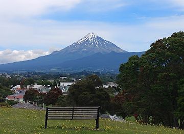 new-zealand/taranaki/attraction/churchill-heights