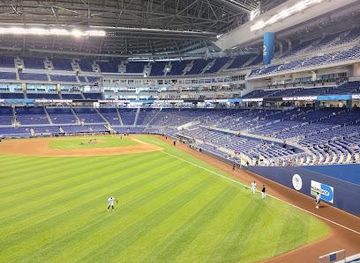 florida/miami-beach/attraction/loandepot-park