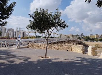 israel/beersheba/attraction/gan-hapaamon