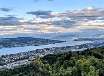 Ausblick auf den Zürichsee