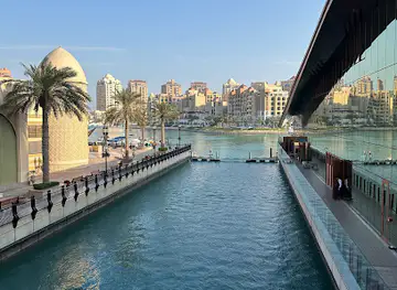 The Pearl Fountain - نافورة اللؤلؤة