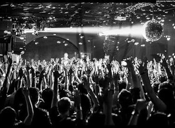 romania/bucharest/attraction/control-club