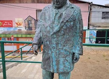 chile/vina-del-mar/attraction/plaza-de-los-poetas