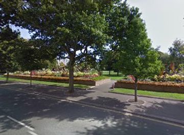 jersey/st-helier-waterfront/attraction/pilas-murchas