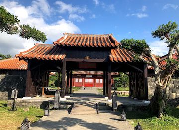 japan/okinawa/attraction/murasaki-mura