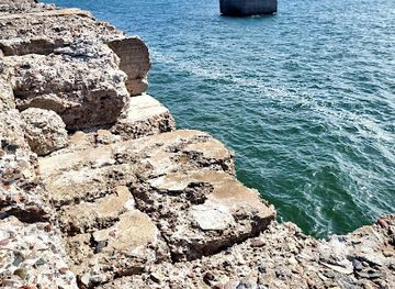 latvia/pape-nature-reserve/attraction/liepajas-ziemelu-mols-final-point