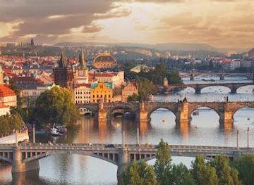 czechia/prague/attraction/lucytours