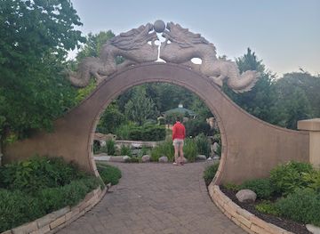 wisconsin/la-crosse/attraction/riverside-international-friendship-gardens