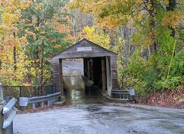 connecticut/central-connecticut/attraction/bulls-covered-bridge