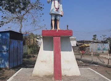 india/maharashtra/attraction/rashtrasant-tukadoji-maharaj-putla-selu-murpad