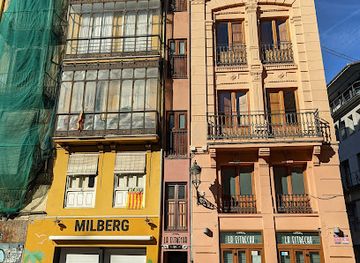 spain/valencian-community/attraction/la-finca-mes-estreta-d-europa