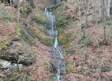 romania/dambovita/attraction/cascada-moara-dracilor