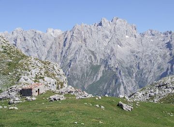 spain/picos-de-europa/attraction/pico-jultayu-1940-m