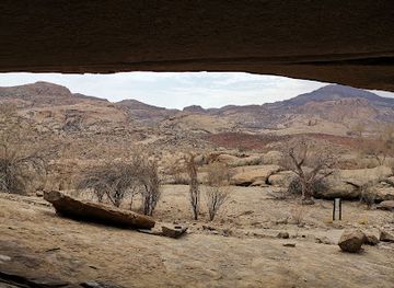 namibia/omaruru/attraction/philipps-cave
