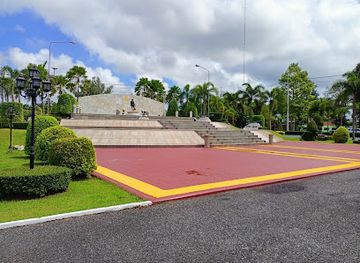 thailand/nakhon-si-thammarat/attraction/statue-of-king-rama-6