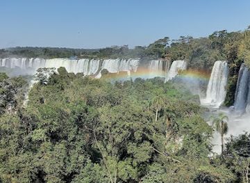 argentina/iguazu-falls-national-park/attraction/acceso-al-parque-cataratas-del-iguazu