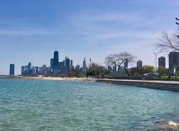 illinois/schaumburg/attraction/fullerton-beach