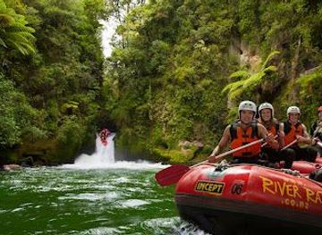 new-zealand/rotorua/attraction/river-rats-raft-kayak
