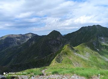 romania/fagaras-mountains/attraction/peak-arpasu-mare