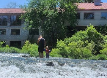 missouri/big-sugar-creek-state-park/attraction/campground-at-the-falls