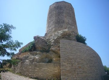 spain/catalonia/attraction/castell-d-odena