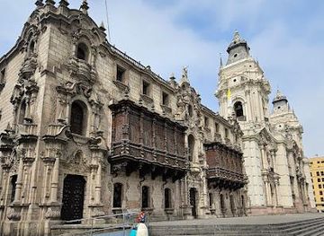 peru/lima/attraction/archbishop-s-palace-of-lima