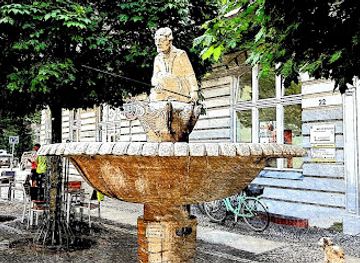 germany/brandenburg/attraction/fritze-bollmann-brunnen