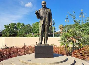 louisiana/slidell/attraction/louis-armstrong-park