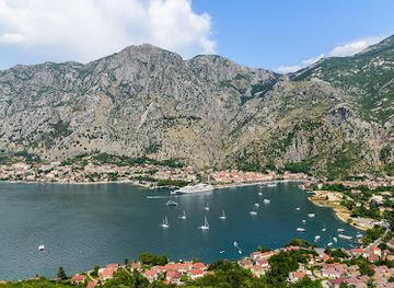 montenegro/kuci/attraction/fort-vrmac