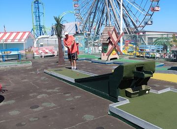 new-jersey/seaside-heights/attraction/wacky-rooftop-golf