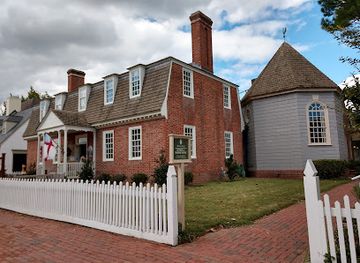 virginia/williamsburg/attraction/the-original-ghost-of-williamsburg-candlelight-walking-tour