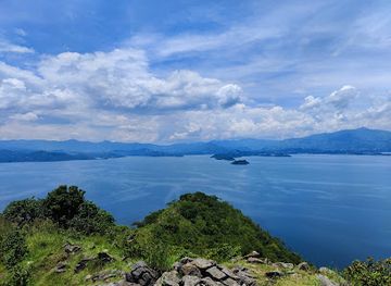 rwanda/kibuye/attraction/kibuye-boat-tours-and-trips-at-lake-kivu-area