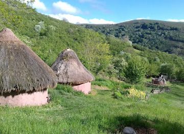 spain/cantabria/attraction/parque-arqueologico-poblado-cantabro