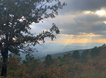 oklahoma/ouachita-national-forest/attraction/talimena-state-park