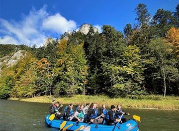 poland/gorce-mountains/attraction/port-pienin-canoeing-and-pontoon-rafting-rafting-on-the-dunajec