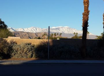 california/palm-desert/attraction/city-of-palm-desert-magnesia-falls-park