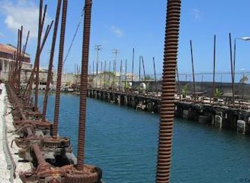 barbados/paynes-bay/attraction/blackwoods-screw-dock-barbados