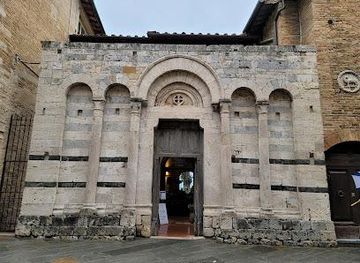 italy/san-gimignano/attraction/porta-san-giovanni